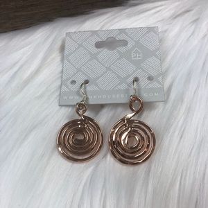 New fashion earrings. Color is rose gold. Dangle